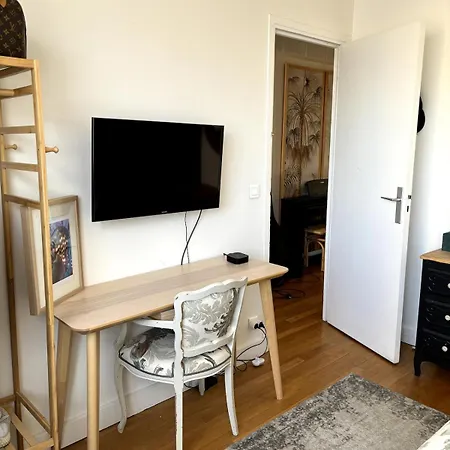 Apartment Proche Cambronne